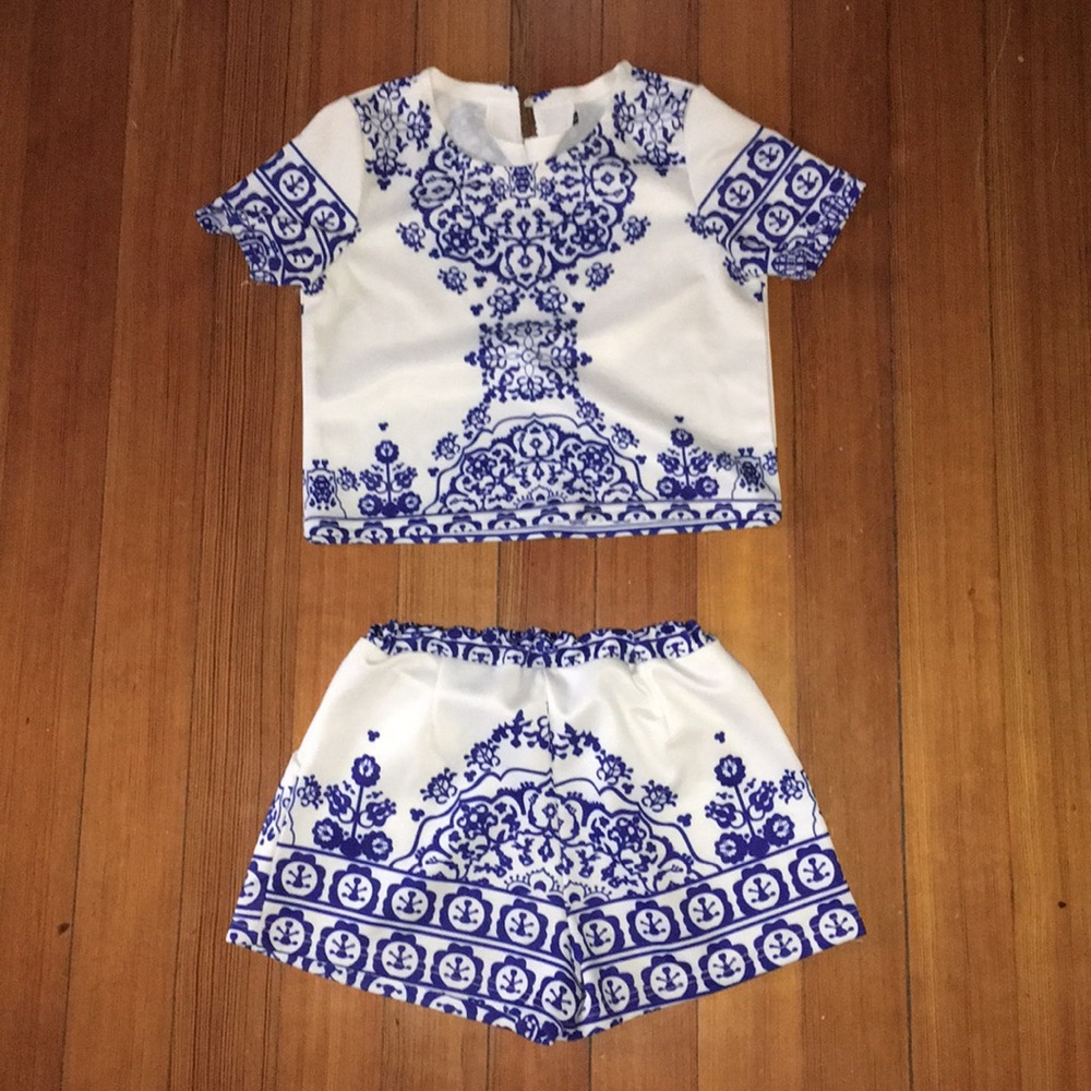 two piece set, white and blue, crop top and shorts